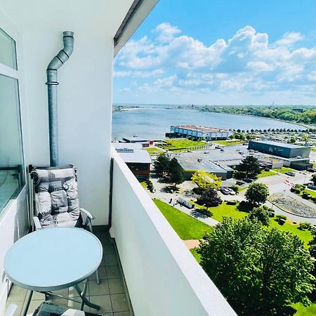 Derzeit Beliebt - Phaenomenaler Ausblick Auf Binnen- Und Ostsee Heiligenhafen Exterior foto